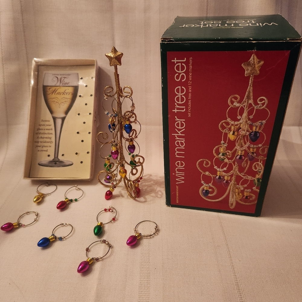 Boston Warehouse Gold Wine Marker Christmas Tree Set with Multicolor Bulb Charms